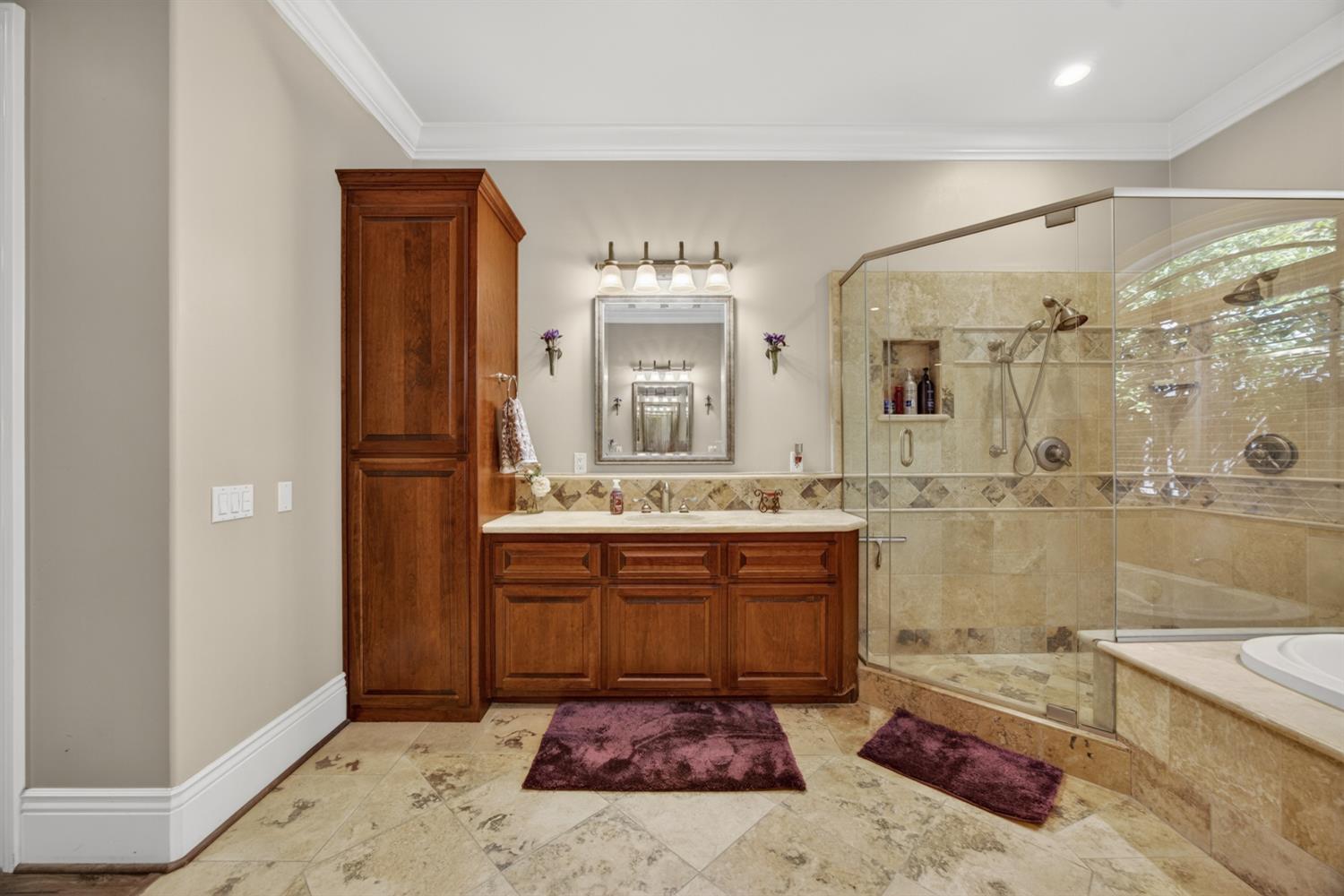 9569 De La Rosa Place