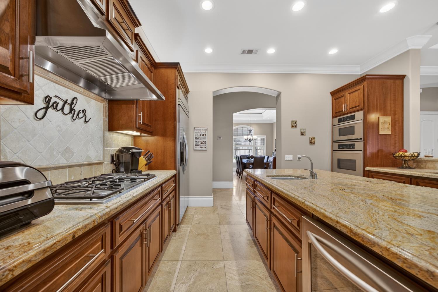 9569 De La Rosa Place