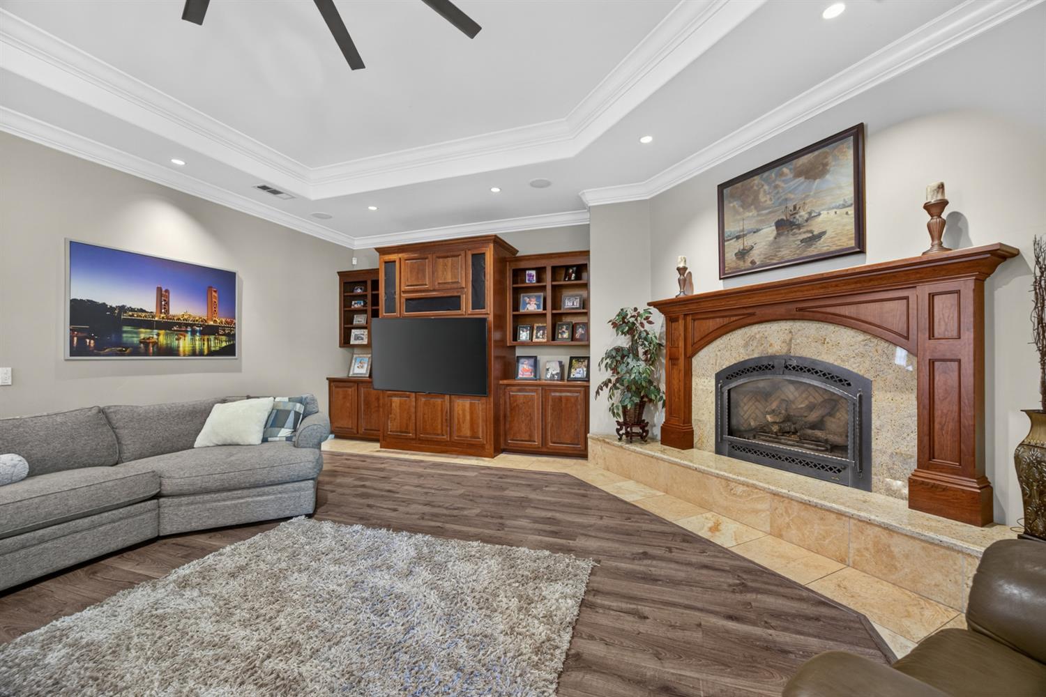9569 De La Rosa Place