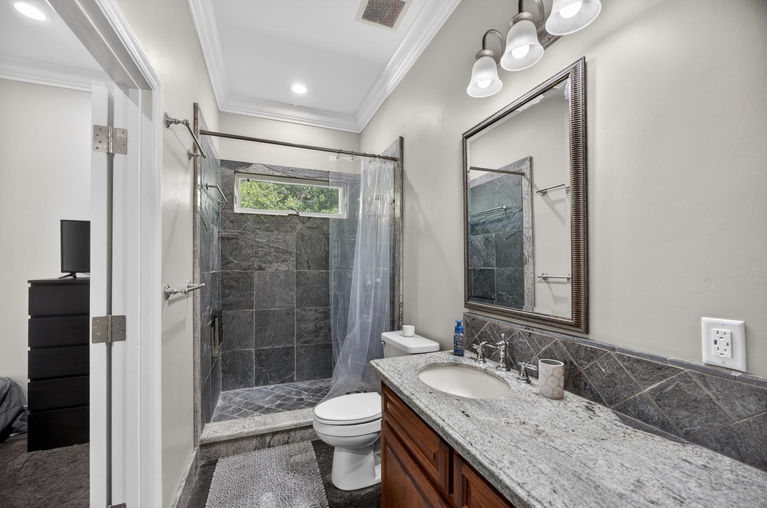 9569 De La Rosa Place