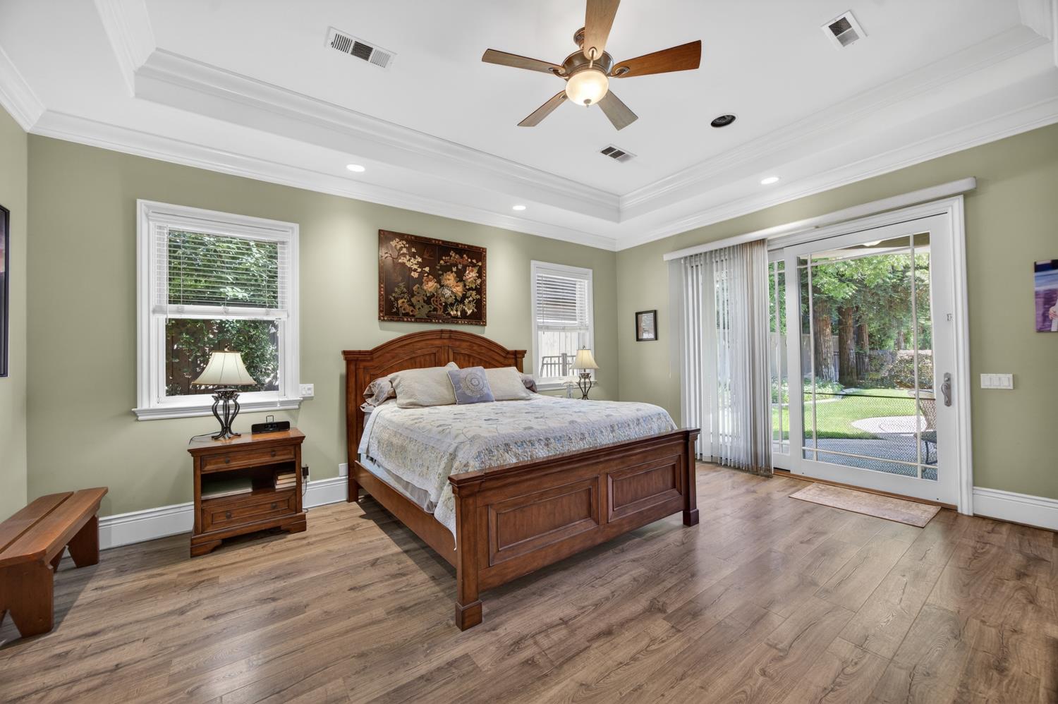 9569 De La Rosa Place