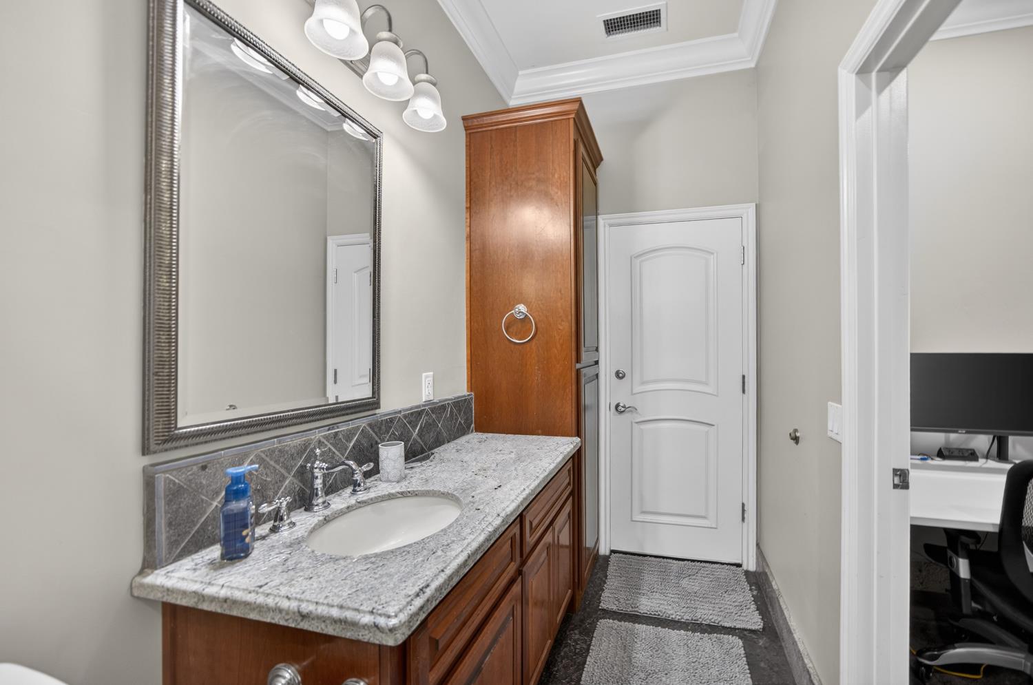 9569 De La Rosa Place