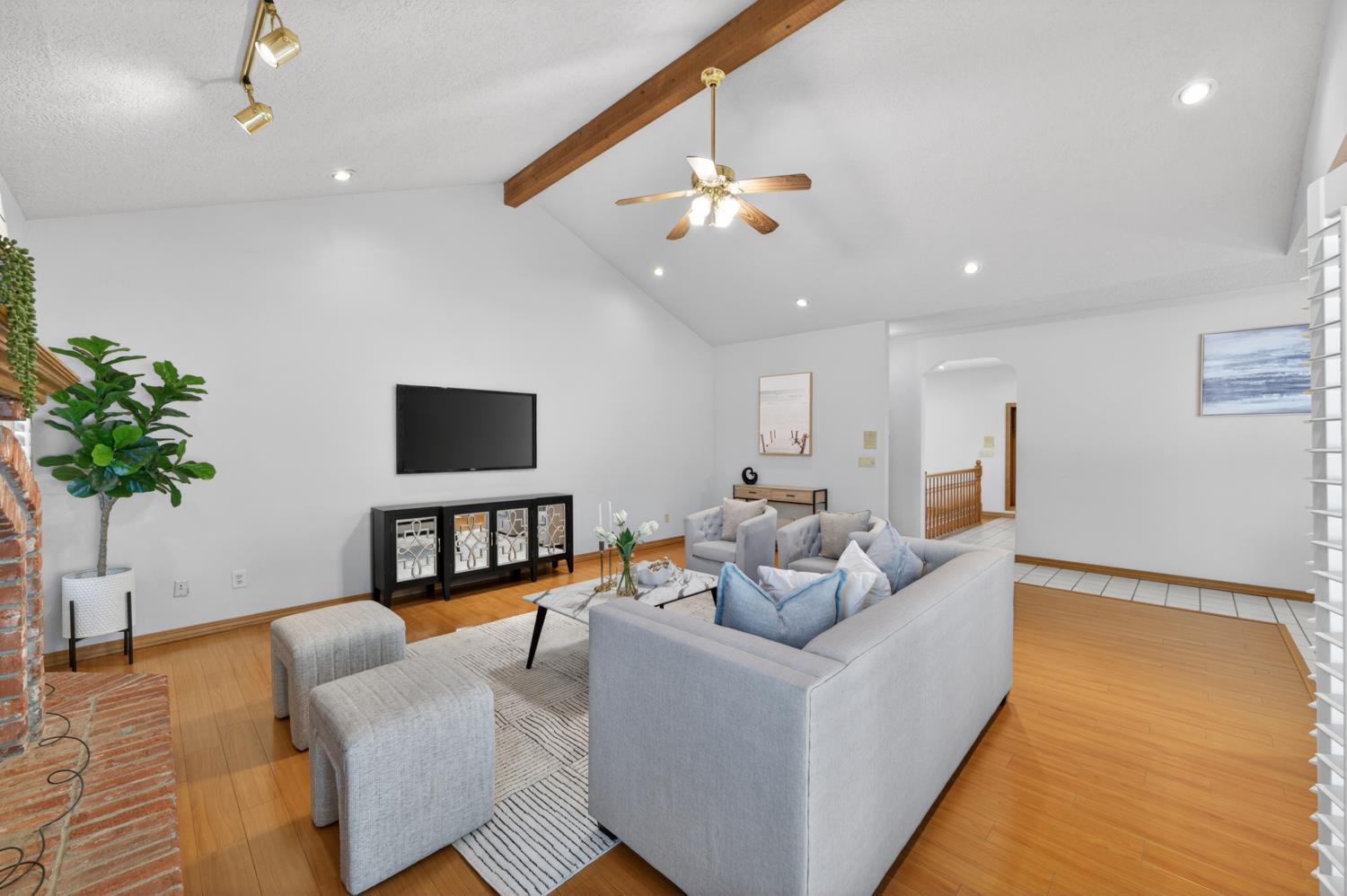 101 AUDUBON Circle