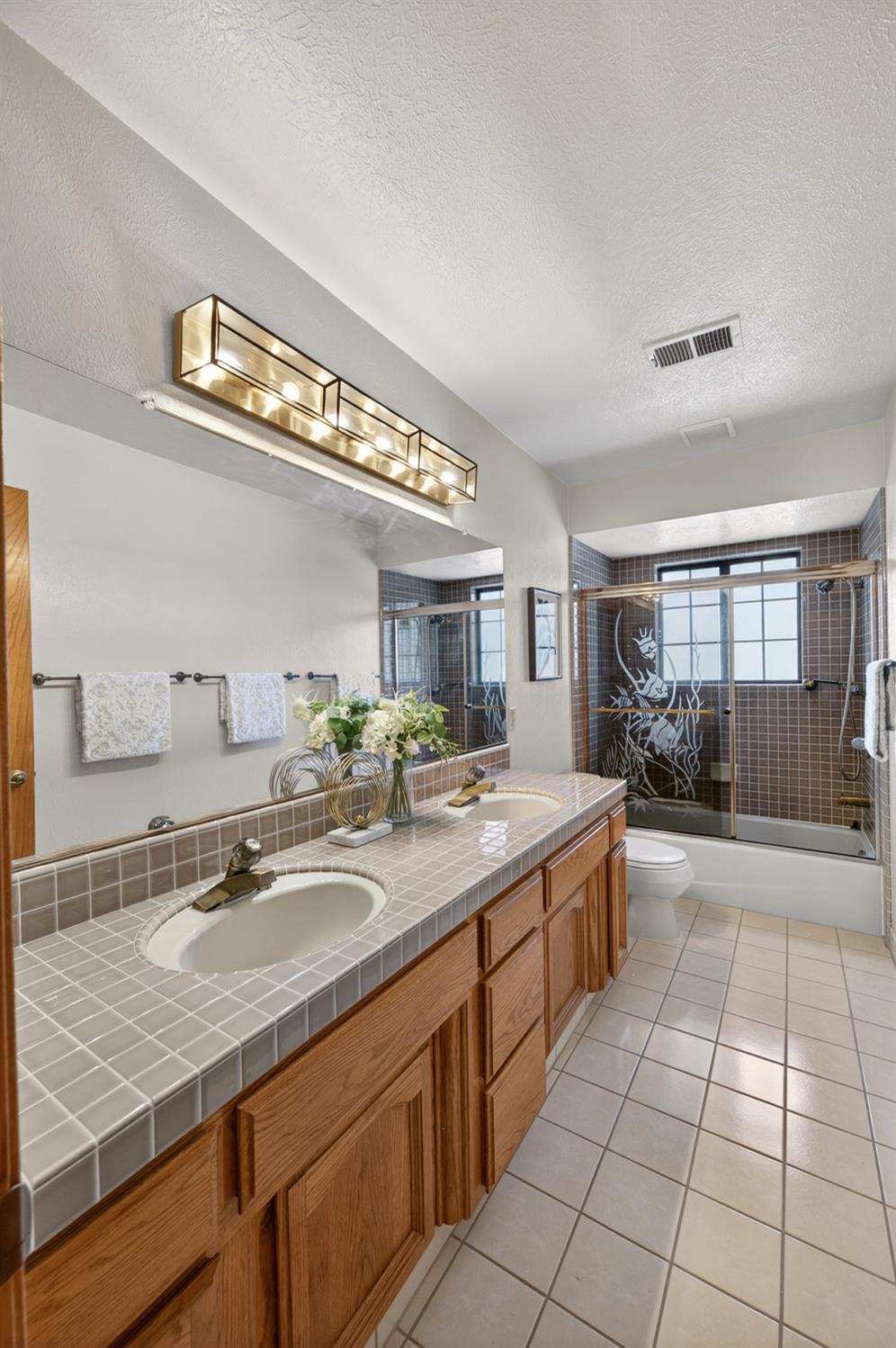101 AUDUBON Circle