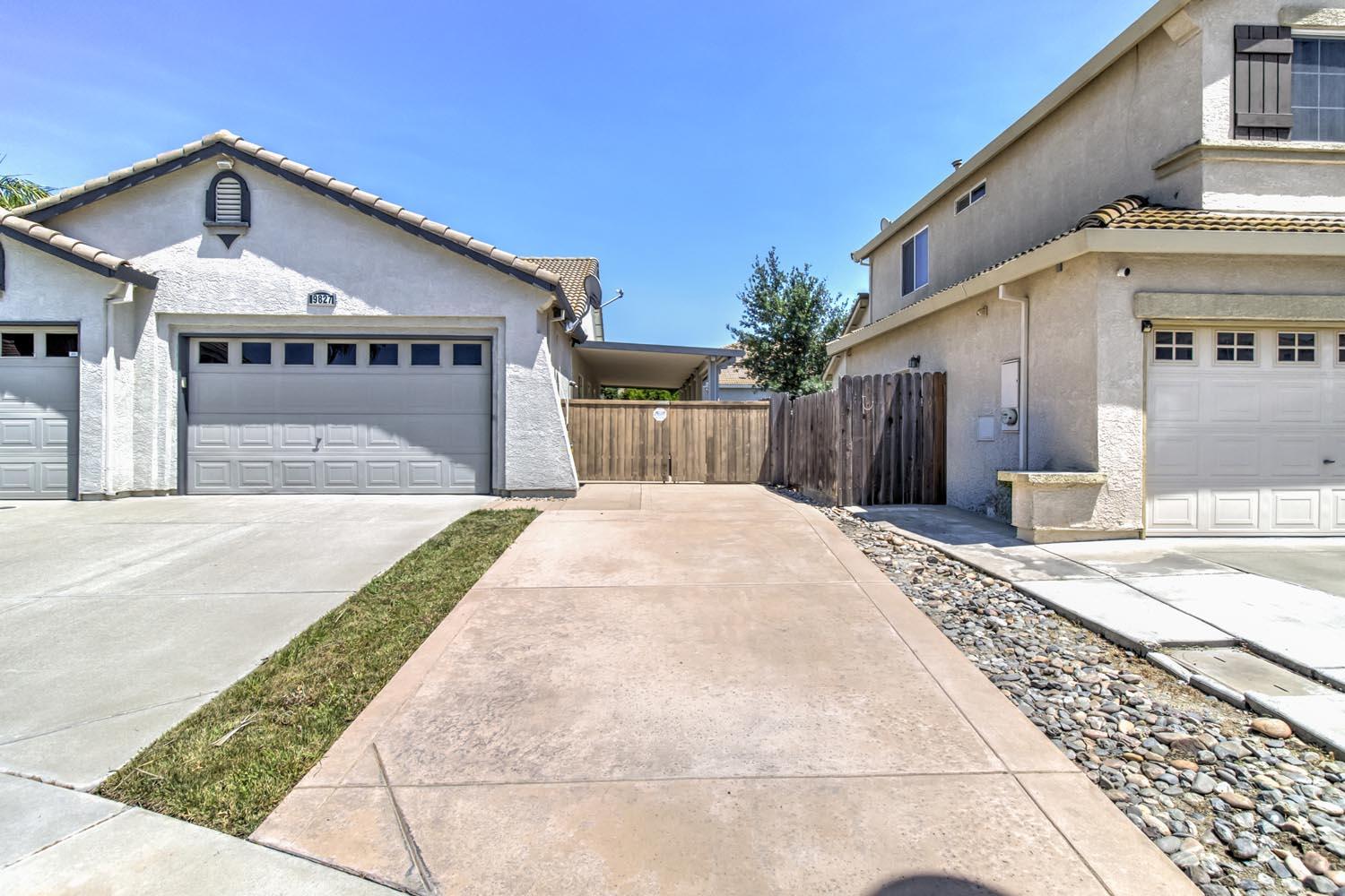 9827 Brinzino Court