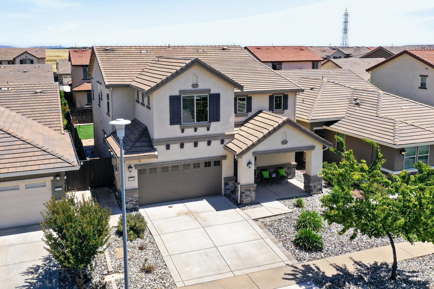 3751 EDINGTON Drive