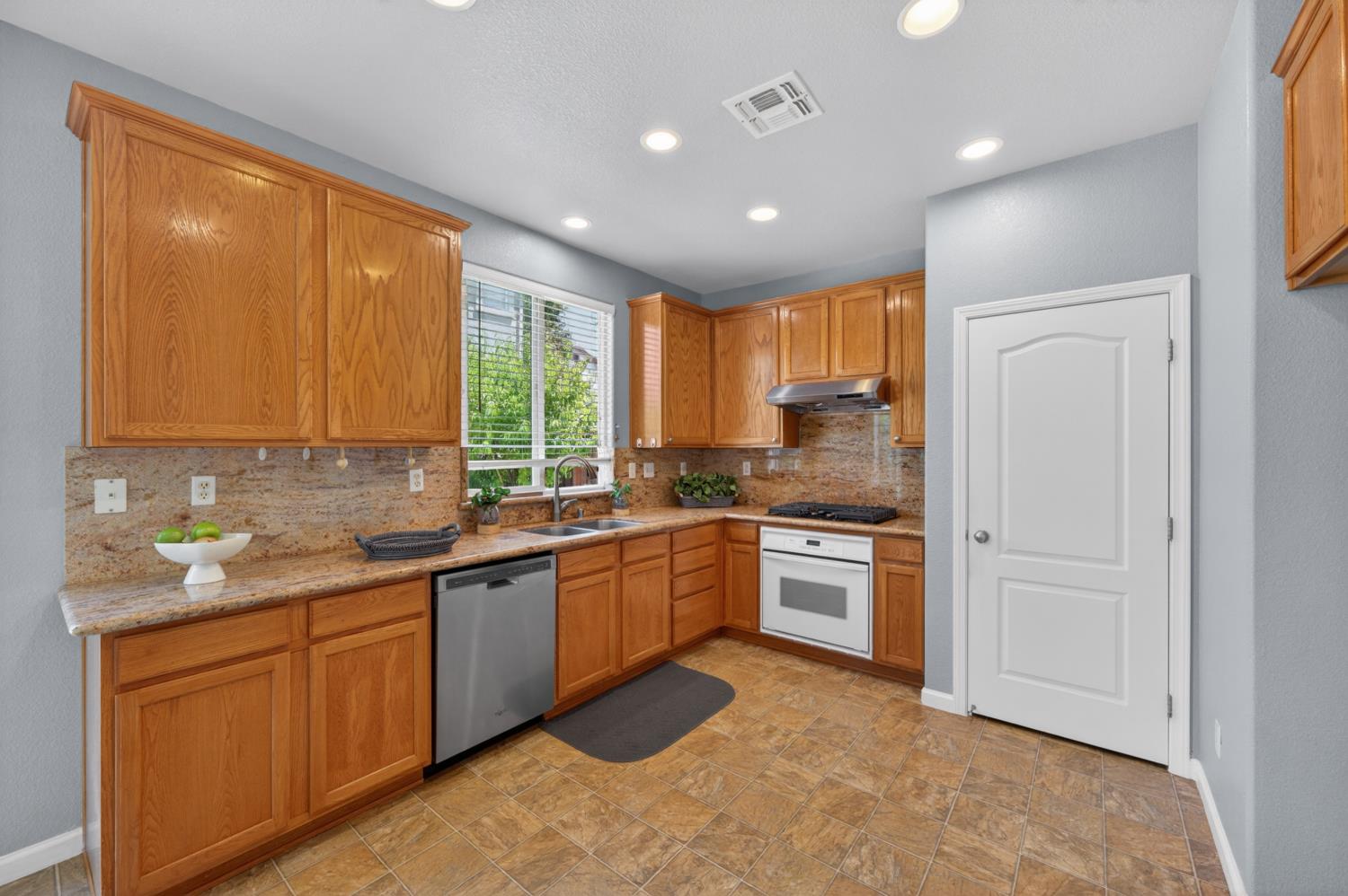 3051 Trap Rock Way