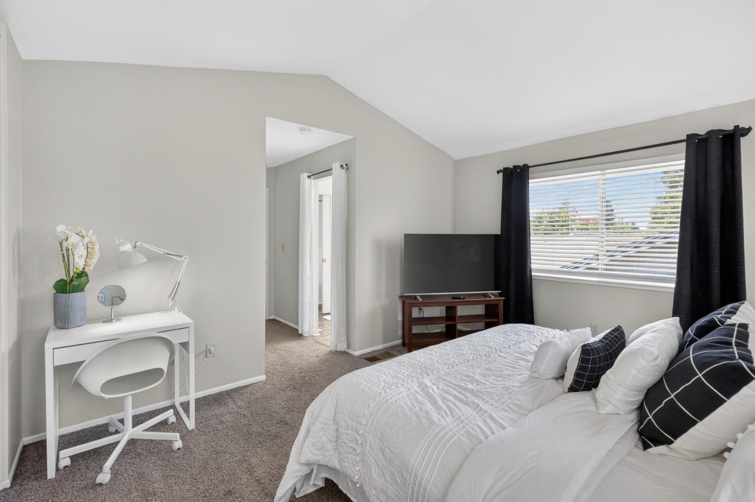 5347 Coral Creek Way