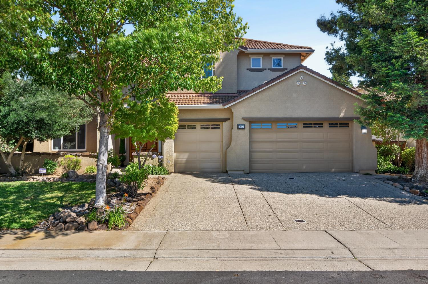 6847 Boa Nova Drive