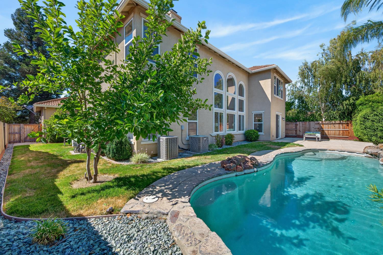 6847 Boa Nova Drive