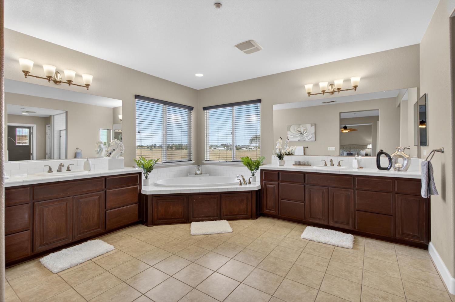 3692 Folsom Court