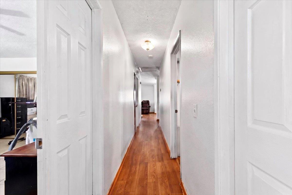 8277 Southfields Circle