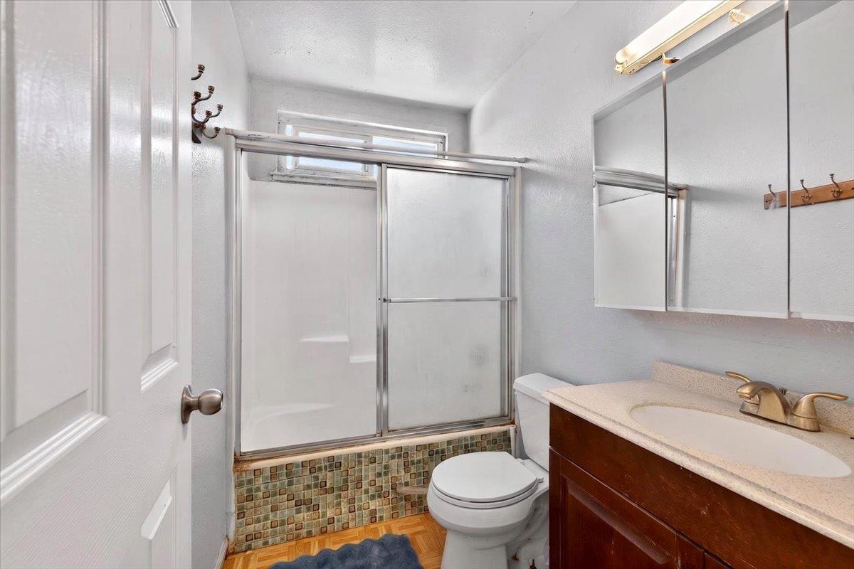 8277 Southfields Circle
