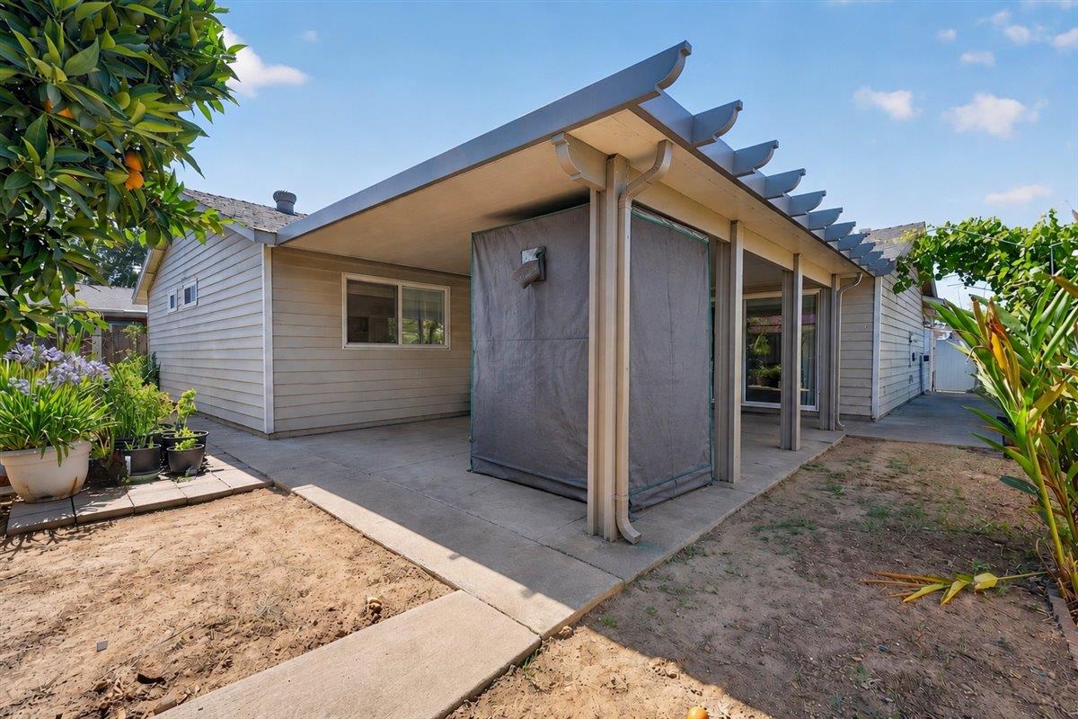 8277 Southfields Circle