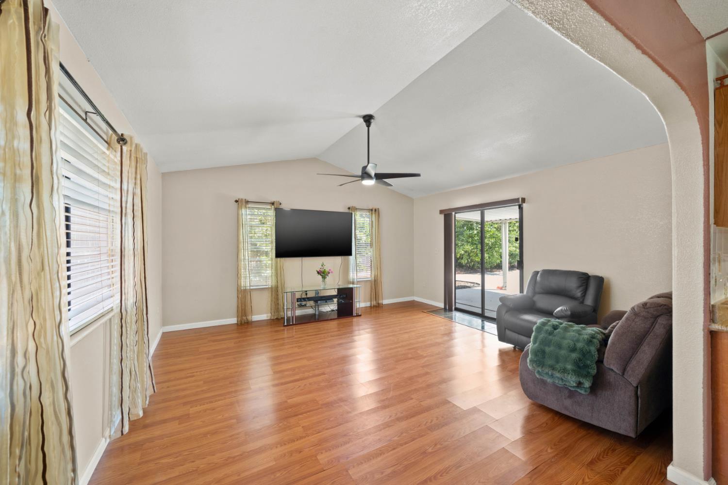 4865 Bamford Drive