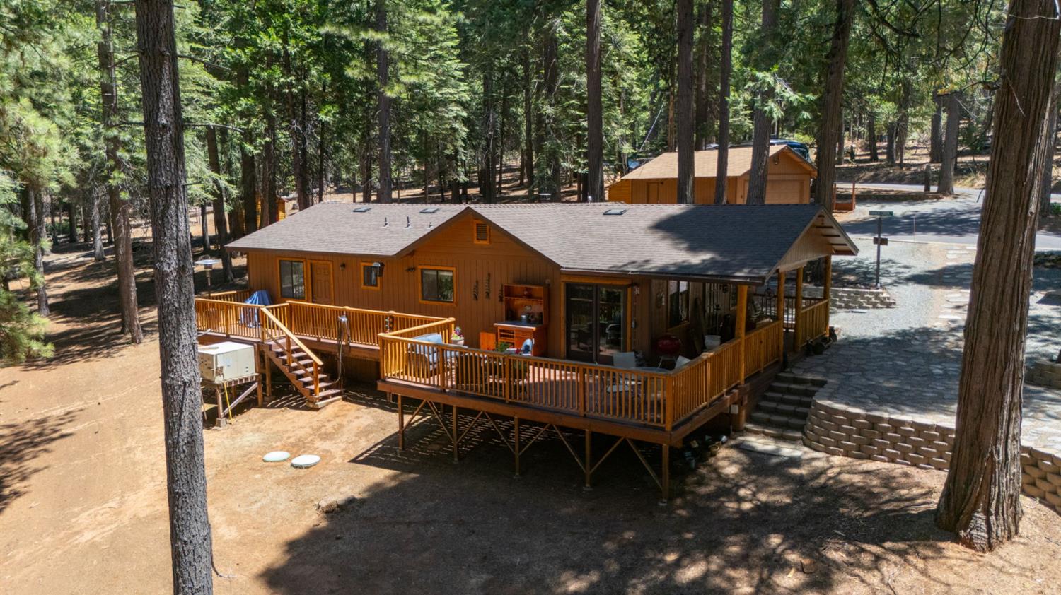 18500 W Inspiration Drive