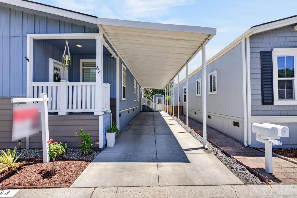 64 Timber Cove 64