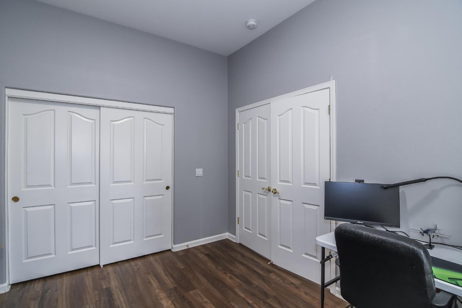 6613 Eskridge Way