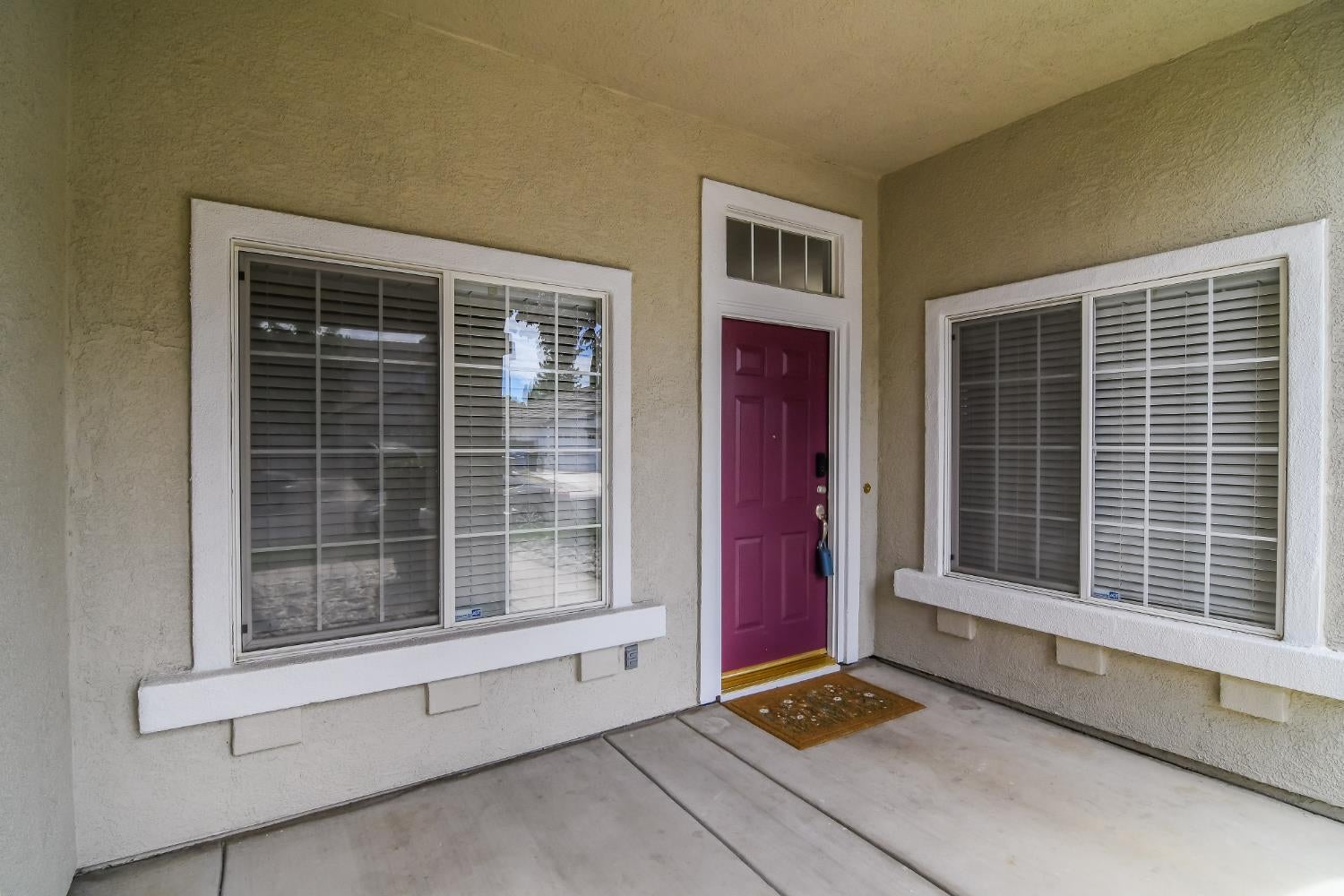 6613 Eskridge Way