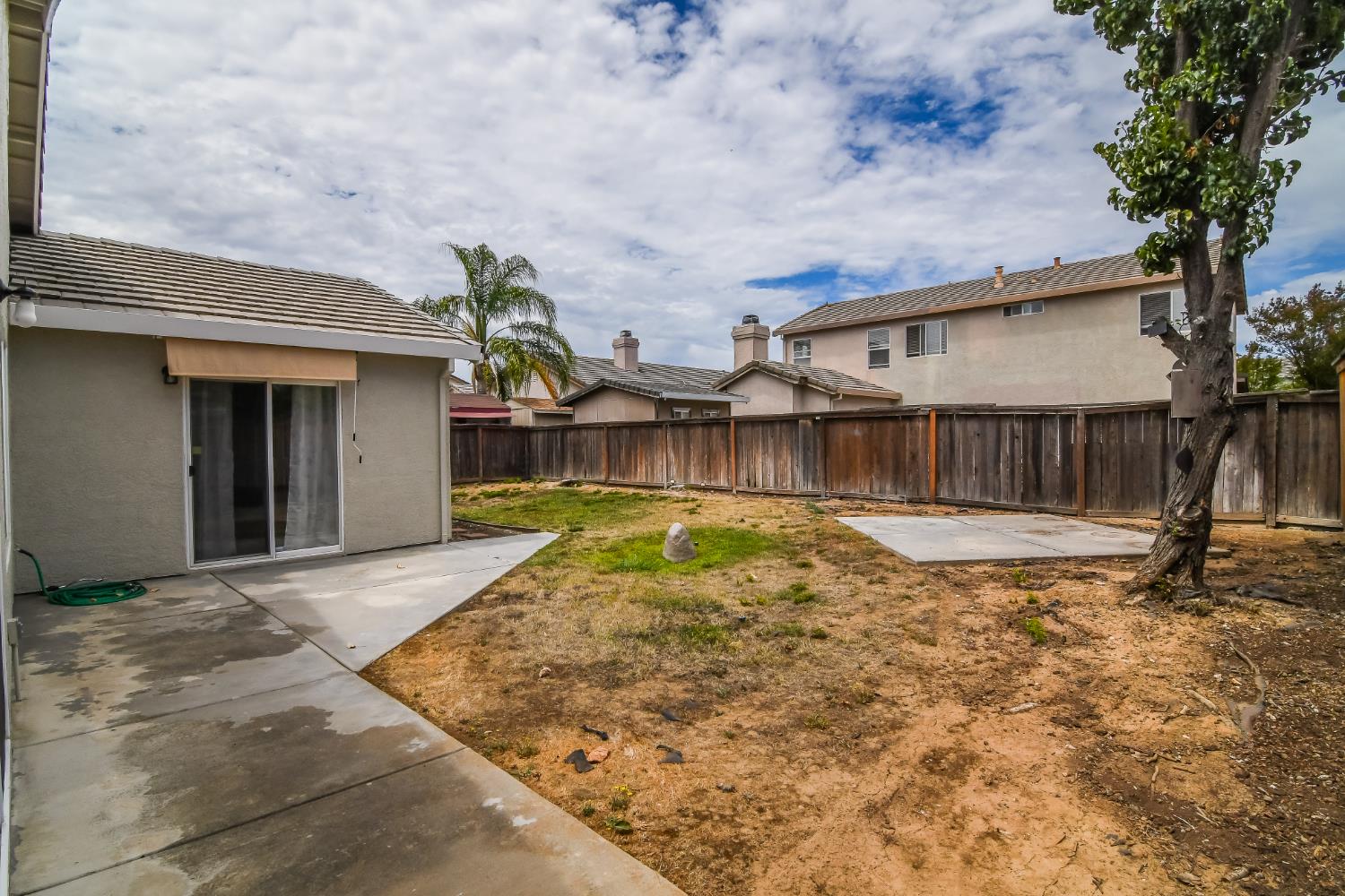 6613 Eskridge Way