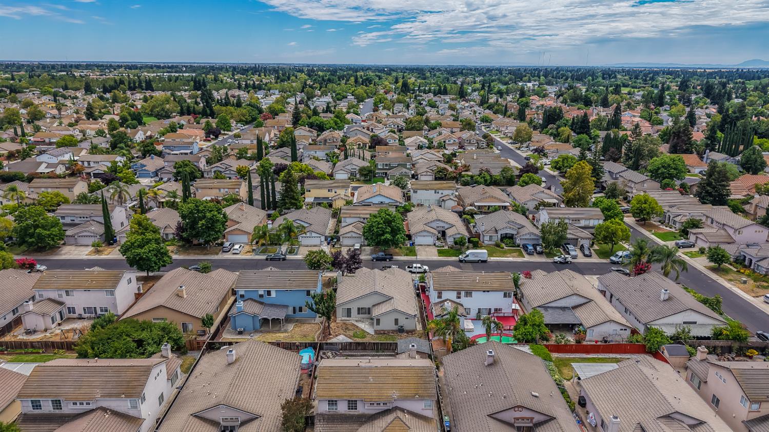 6613 Eskridge Way