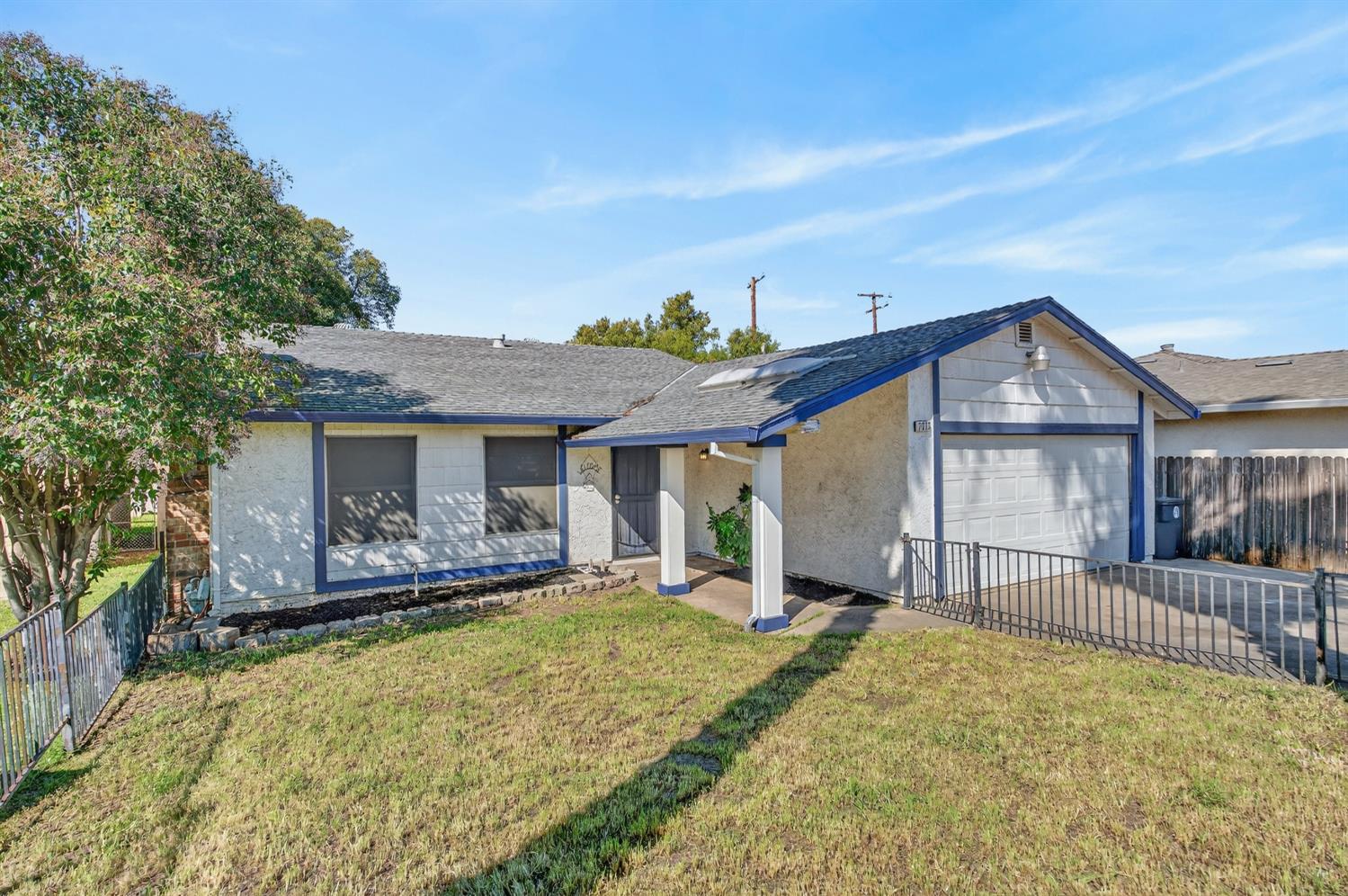 7323 CARRIAGE Drive