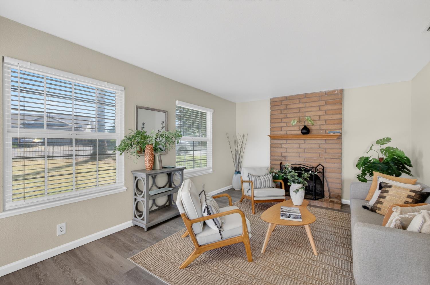 7323 CARRIAGE Drive