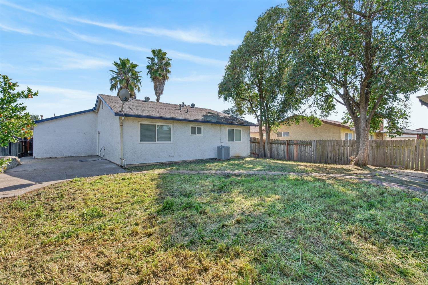 7323 CARRIAGE Drive