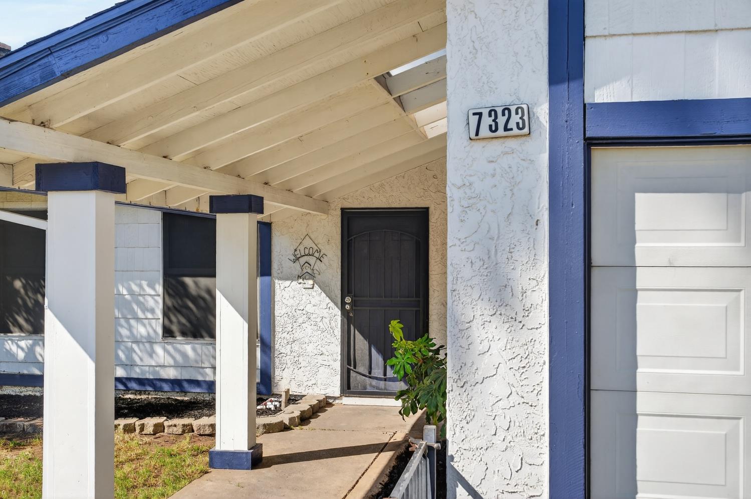 7323 CARRIAGE Drive