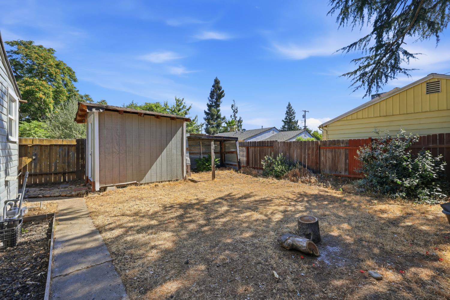 2237 Conifer Way