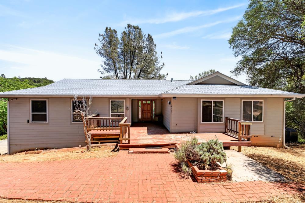 19221 Wolf Creek Road