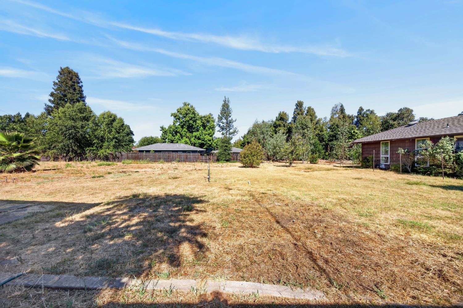 1851 LA PLAYA Way