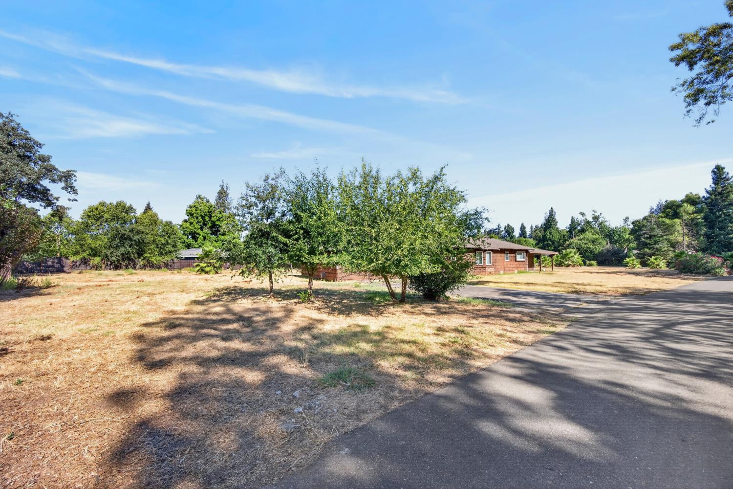 1851 LA PLAYA Way