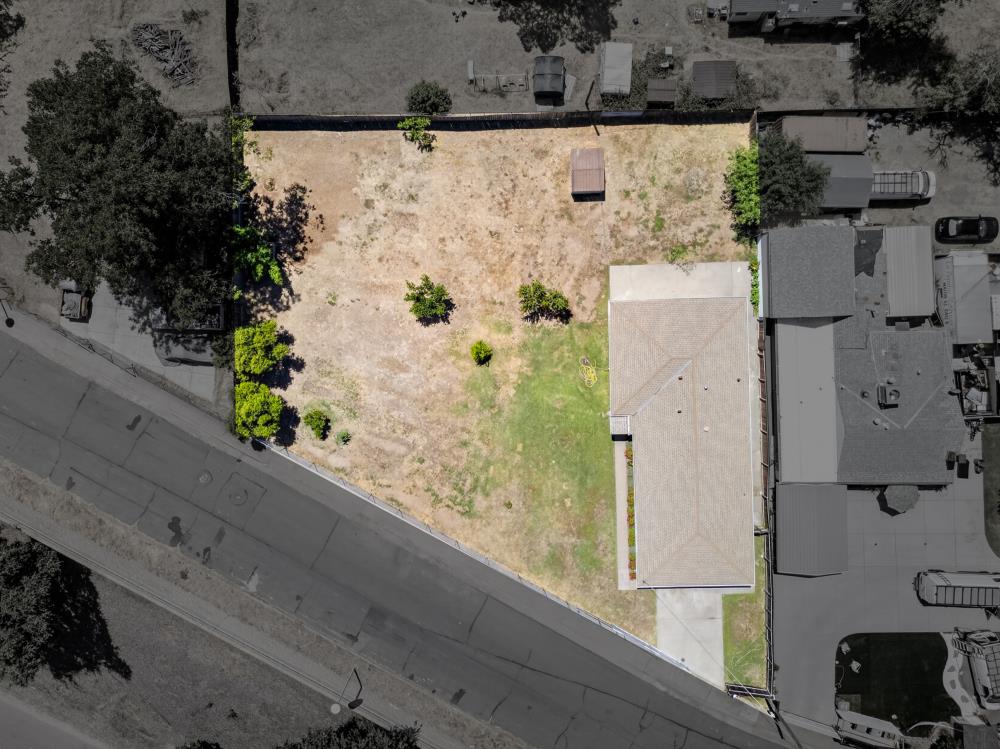2012 Harris Avenue