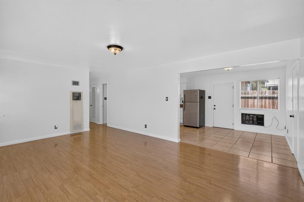 2012 Harris Avenue