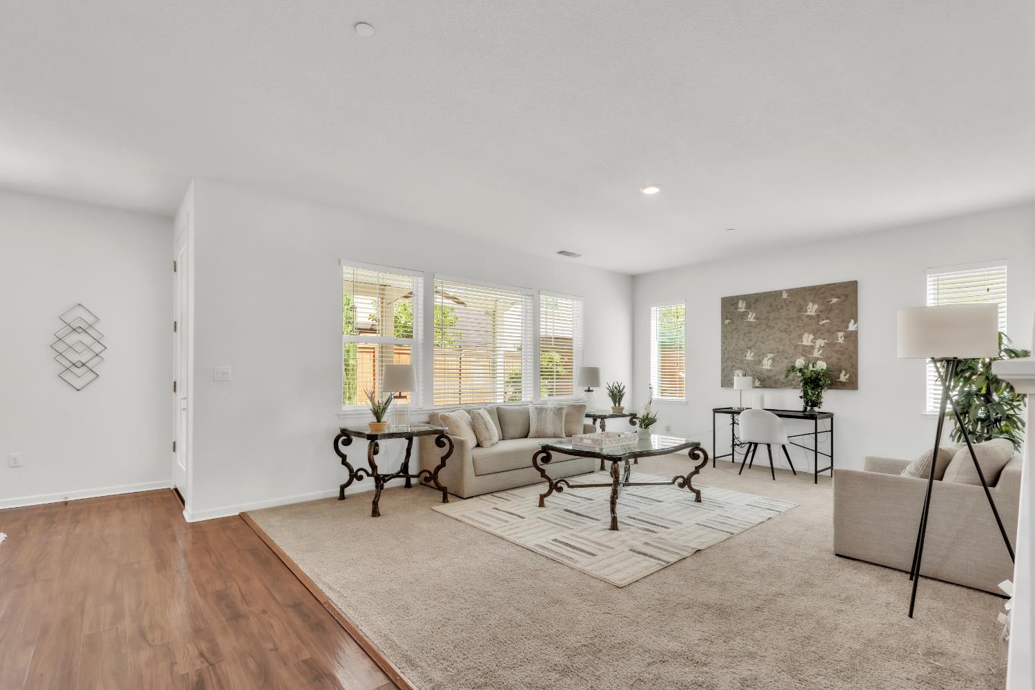 8421 Vila Gale Way