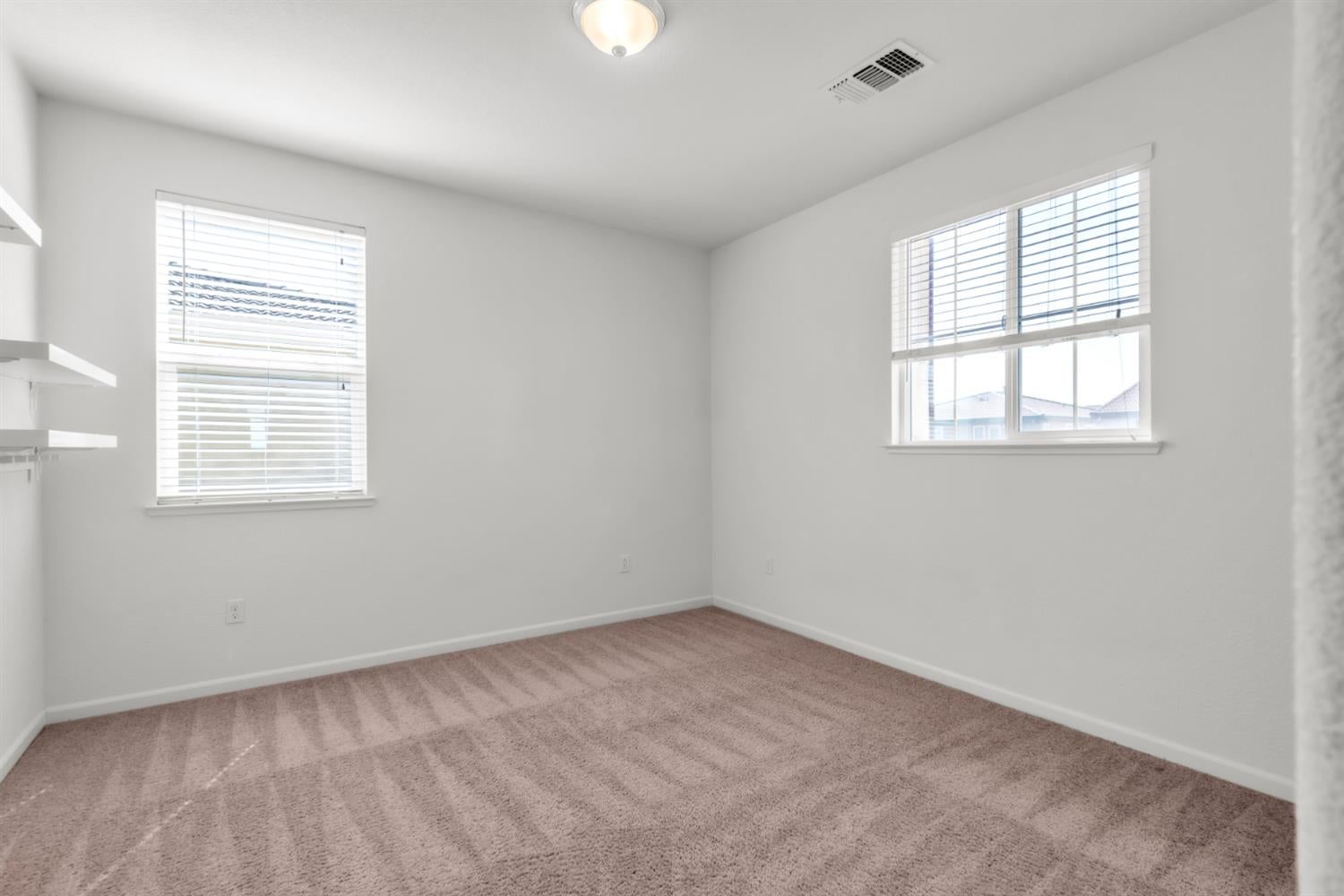 8421 Vila Gale Way