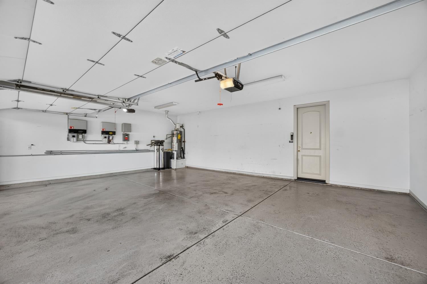 9596 Golf Course Lane