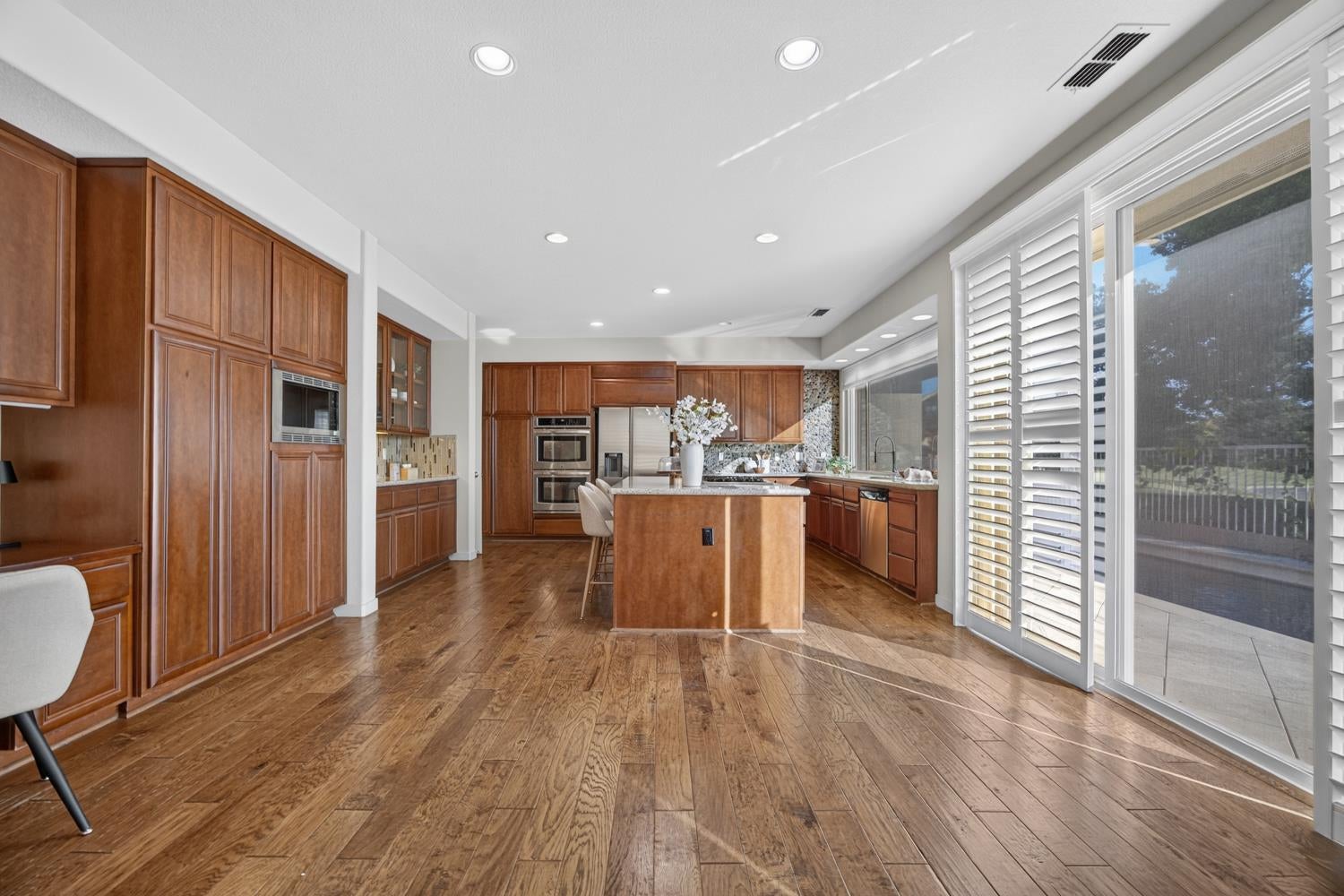 9596 Golf Course Lane