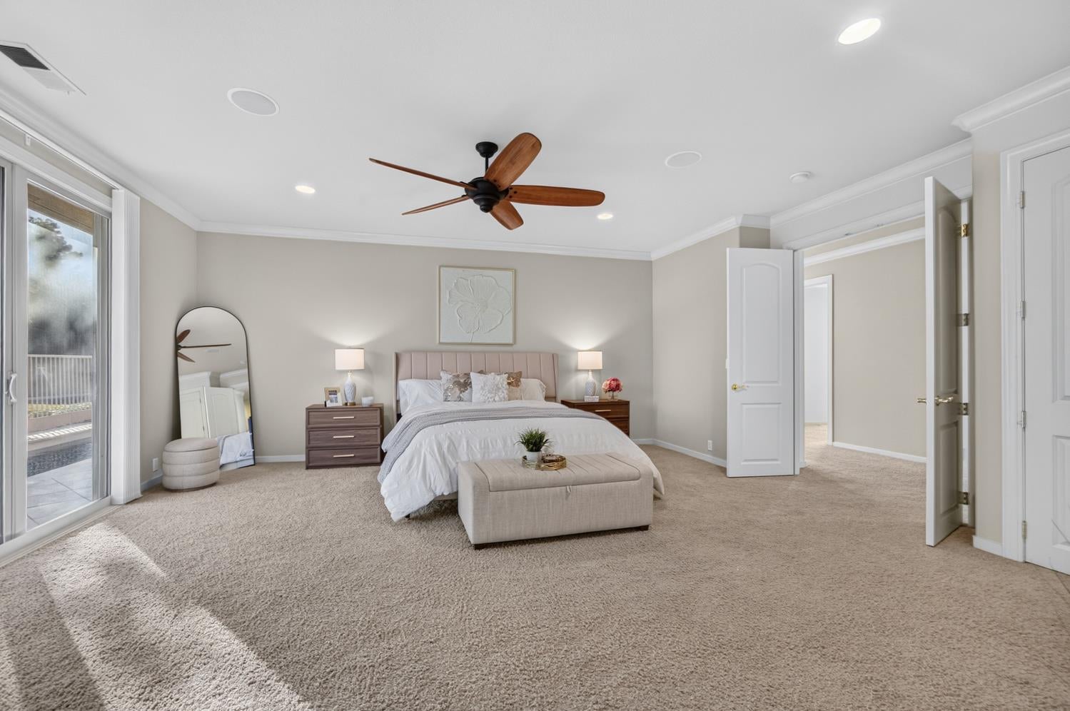 9596 Golf Course Lane