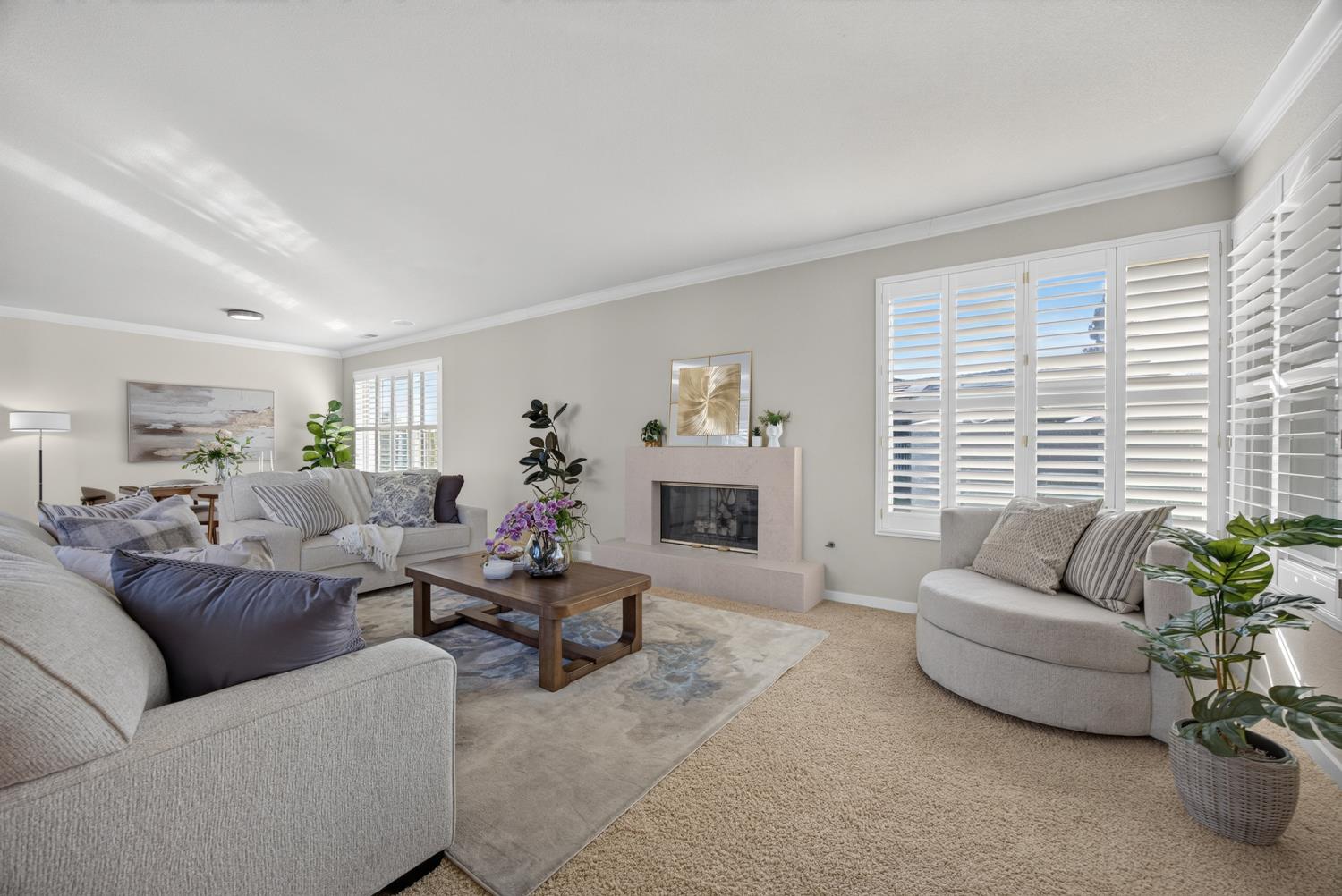 9596 Golf Course Lane
