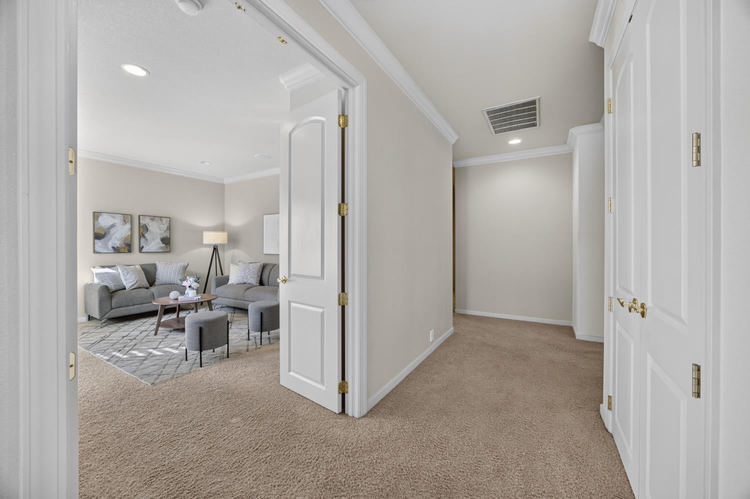 9596 Golf Course Lane