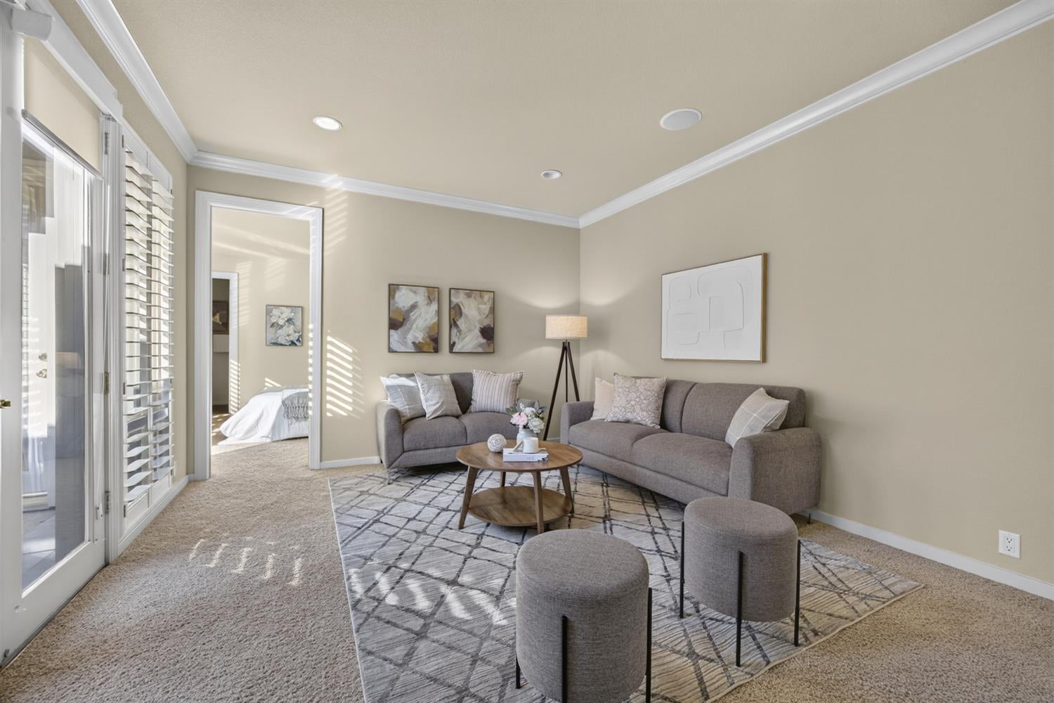 9596 Golf Course Lane
