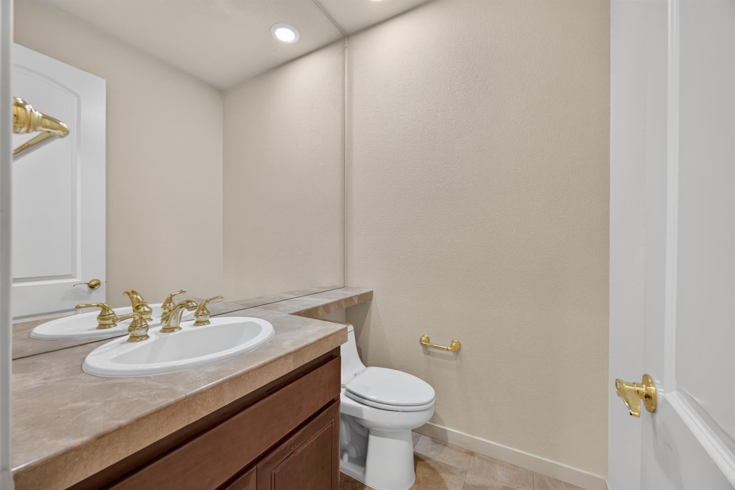 9596 Golf Course Lane