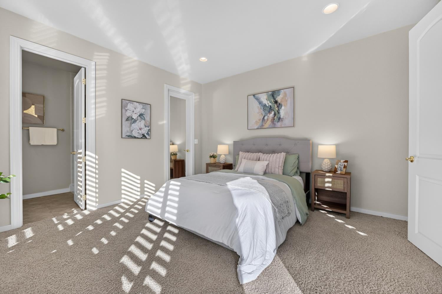 9596 Golf Course Lane