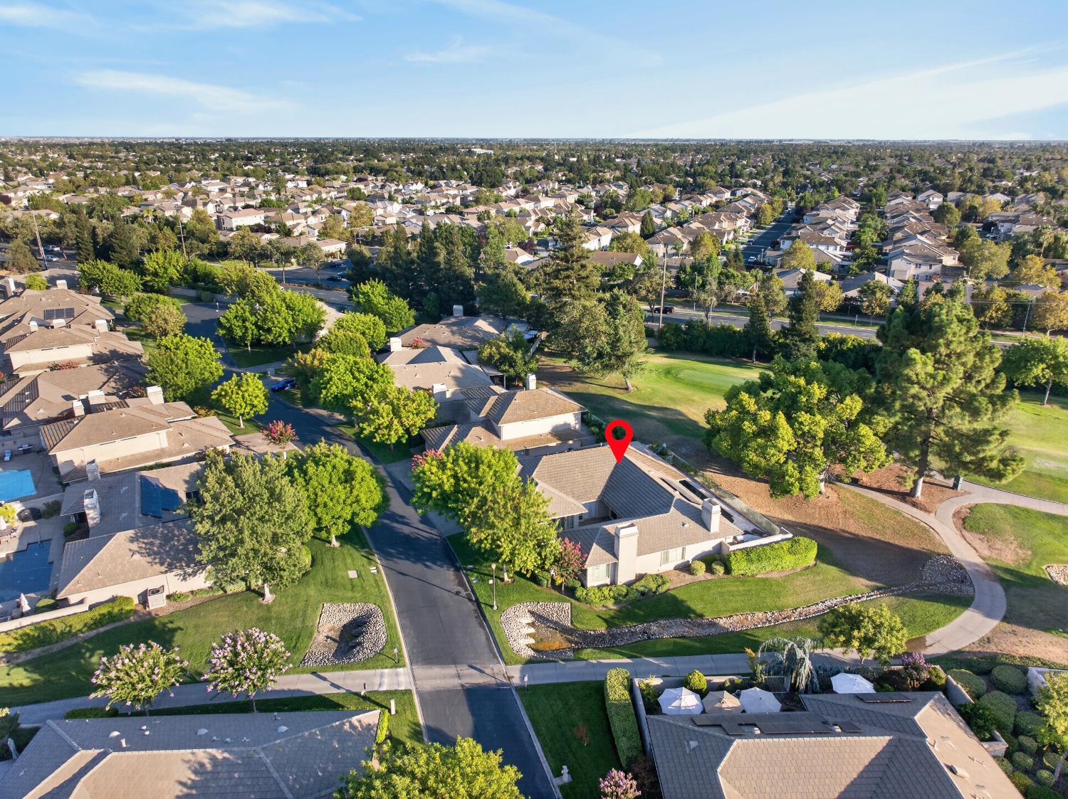 9596 Golf Course Lane