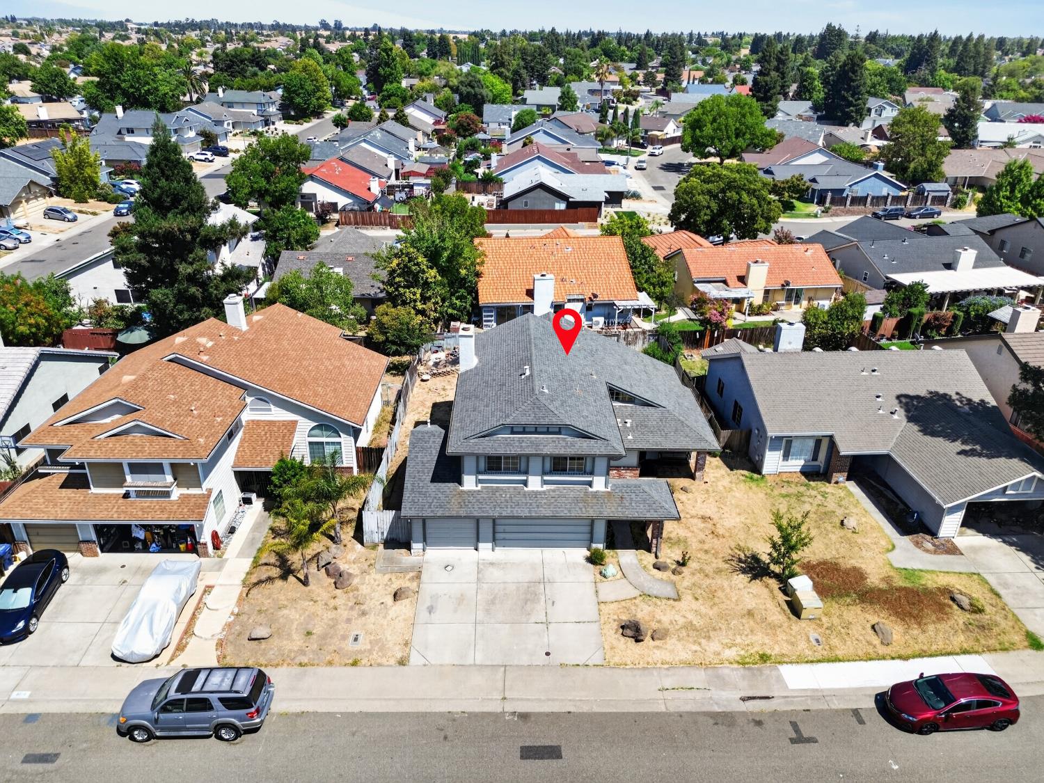 8019 PINOT NOIR Way