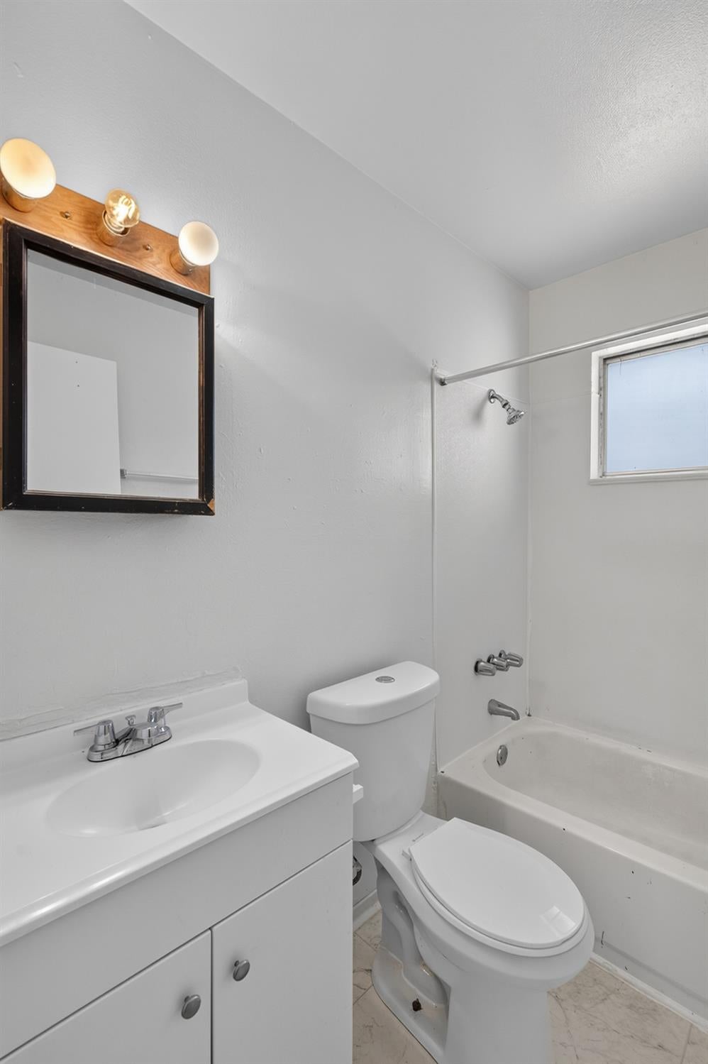 4479 La Cresta Way 4