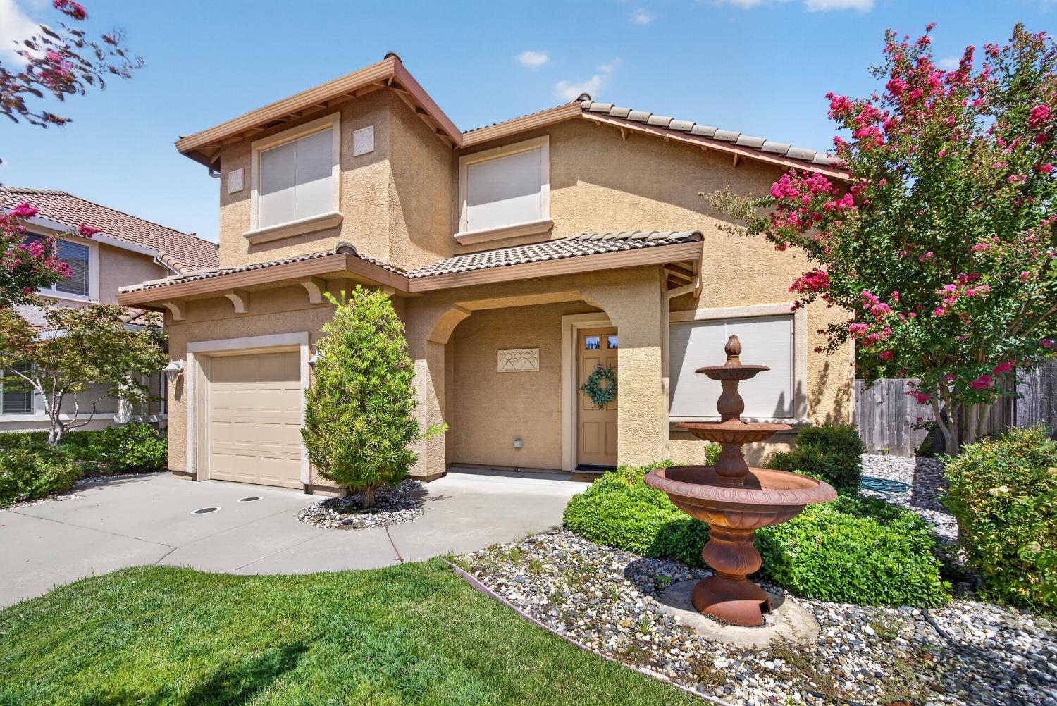 8221 ASHCREST Lane