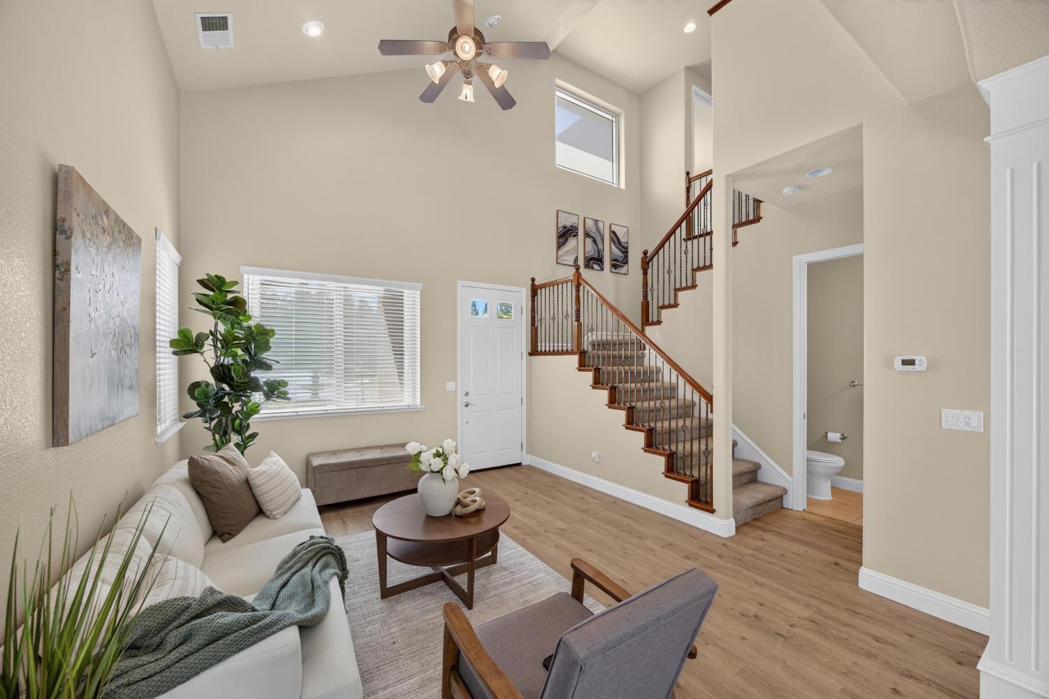 8221 ASHCREST Lane